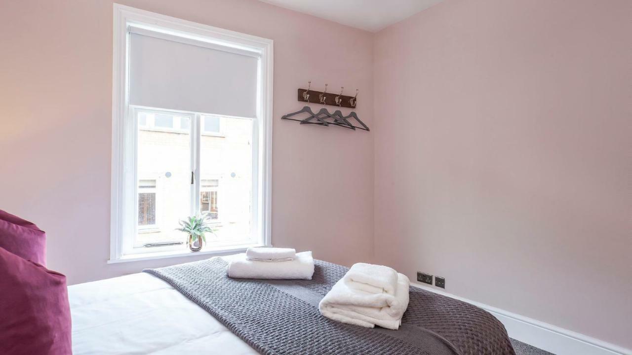 Stylish And Most Central 2 Bed -Free Parking 요크 외부 사진