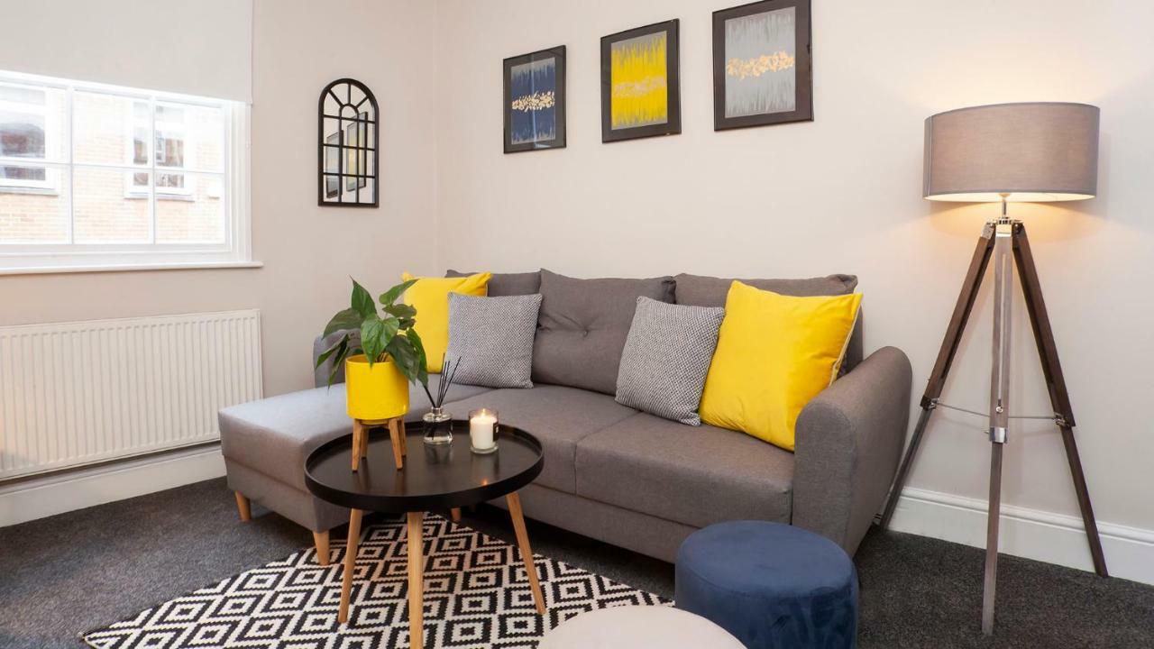 Stylish And Most Central 2 Bed -Free Parking 요크 외부 사진