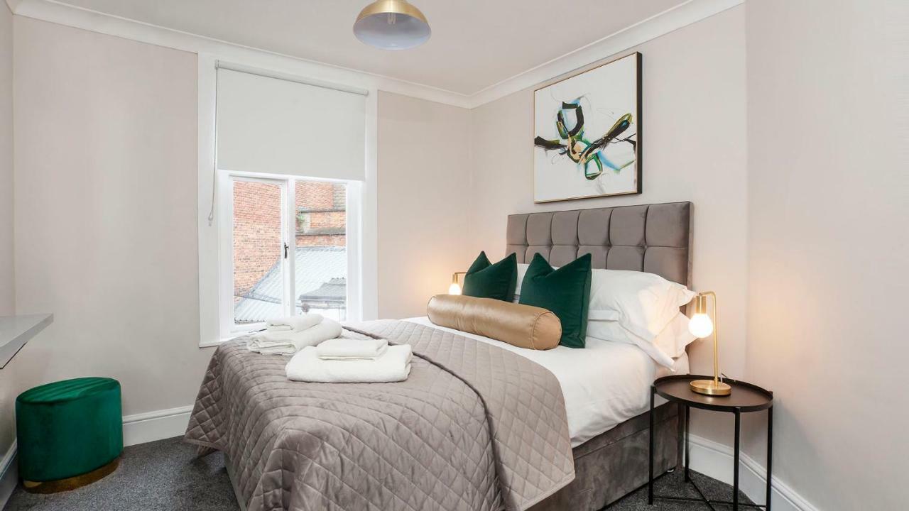 Stylish And Most Central 2 Bed -Free Parking 요크 외부 사진